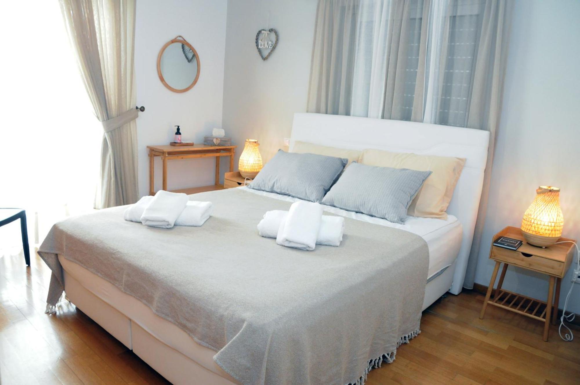 Amazing Condo By The Beach Loutráki Dış mekan fotoğraf