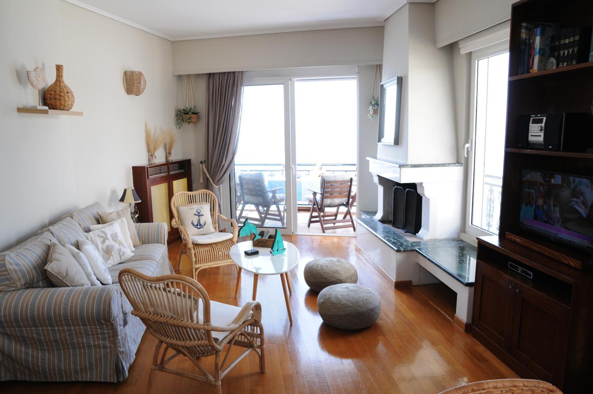 Amazing Condo By The Beach Loutráki Dış mekan fotoğraf